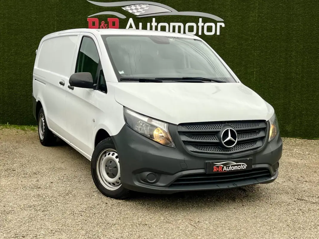 Mercedes-Benz Vito 114 CDi 3 lugares 2019 - 23900 EUR, 69000 km - AUTO.MOTO.pt - 69000km - foto 1 de 14