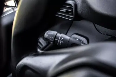 Peugeot Partner 1.5 Blue HDI 100 S&S Premium 2021 - 12990 EUR, 71659 km - AUTO.MOTO.pt - 71659km - foto 10 de 31