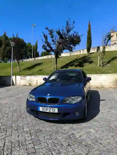 BMW 118 2011 - 10500 EUR, 337000 km - AUTO.MOTO.pt - 337000km - foto 6 de 15