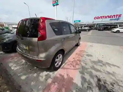 Nissan Note 2008 - 5800 EUR, 221000 km - AUTO.MOTO.pt - 221000km - foto 7 de 9