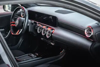 Mercedes-Benz A 200 2023 - 32400 EUR, 51000 km - AUTO.MOTO.pt - 51000km - foto 10 de 32