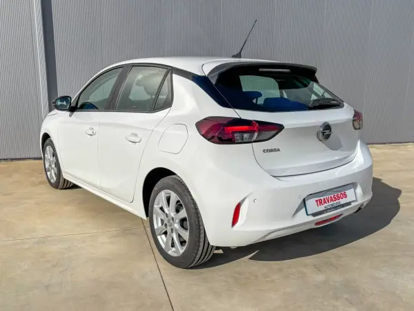 Opel Corsa 2021 - 12500 EUR, 76847 km - AUTO.MOTO.pt - 76847km - foto 4 de 9