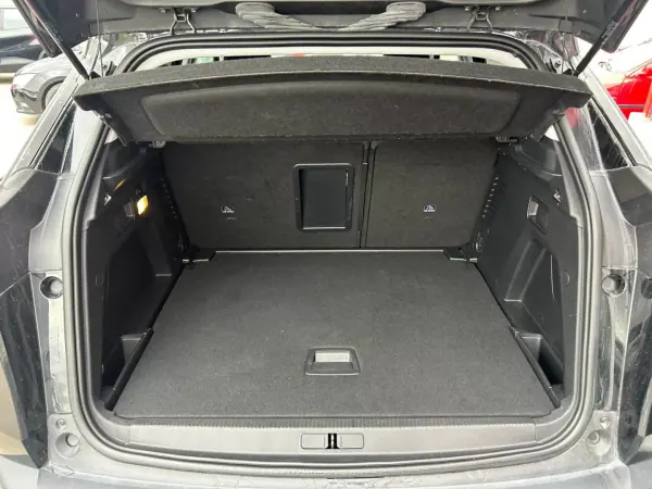 Peugeot 3008 2019 - 19990 EUR, 127500 km - AUTO.MOTO.pt - 127500km - foto 19 de 19