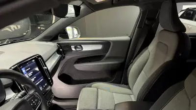 Volvo XC 40 2023 - 29970 EUR, 57000 km - AUTO.MOTO.pt - 57000km - foto 15 de 46