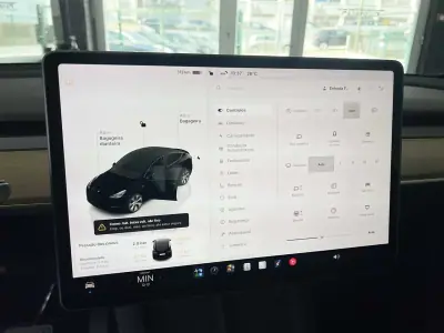 Tesla Model Y 2023 - 34600 EUR, 64322 km - 64322km - foto 10 de 26