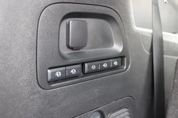 Ford S-Max 2019 - 29900 EUR, 230239 km - AUTO.MOTO.pt - 230239km - foto 20 de 26