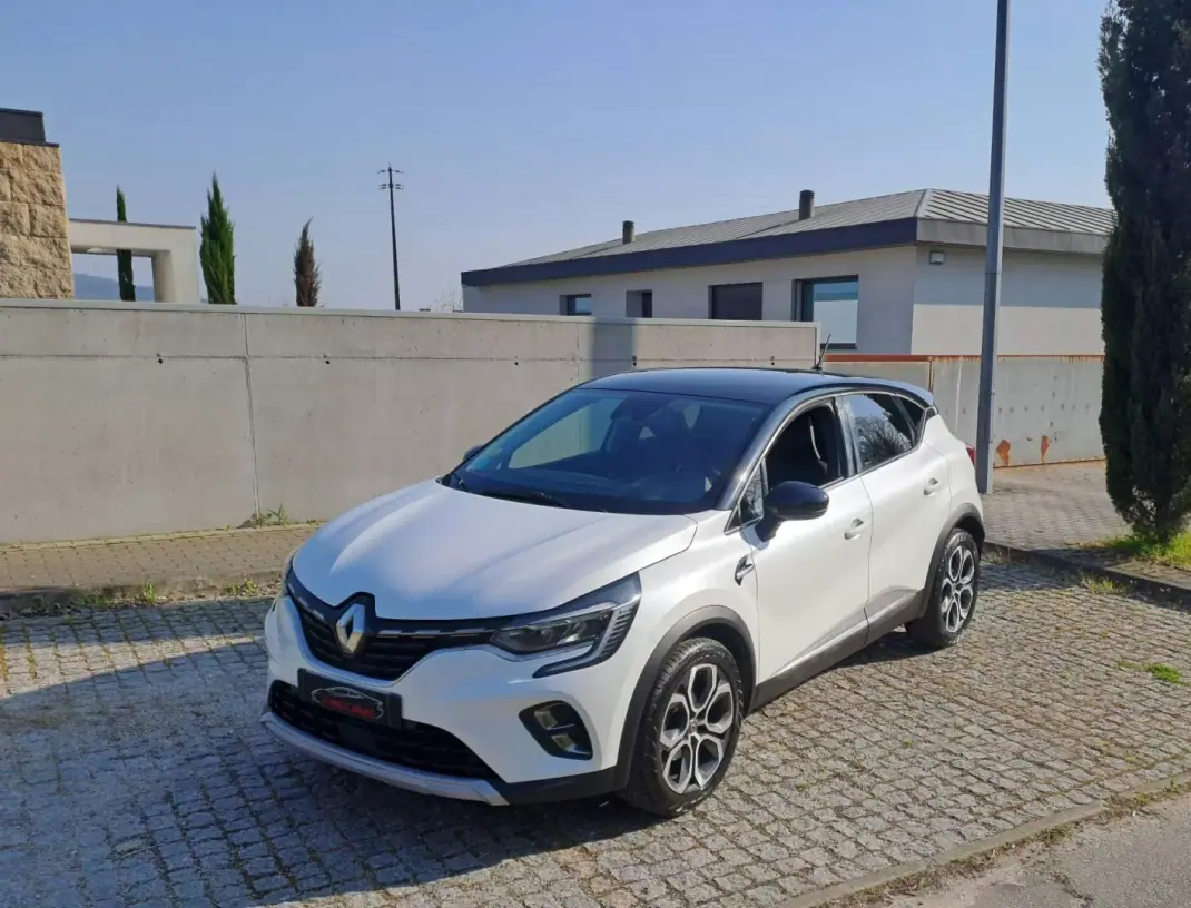 Renault Captur 2019 - 19500 EUR, 119000 km - AUTO.MOTO.pt - 119000km - foto 1 de 15