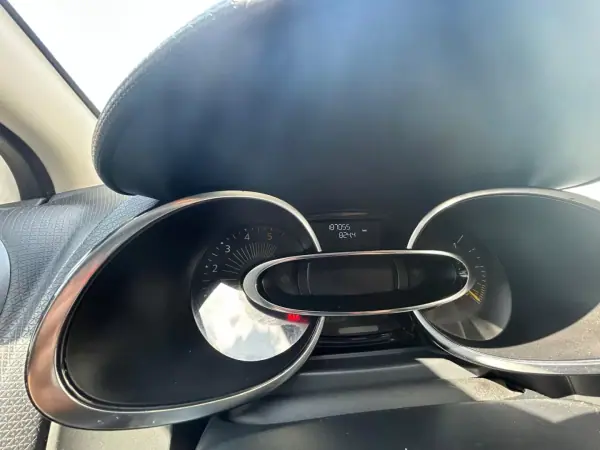 Renault Clio 2016 - 9950 EUR, 187055 km - 187055km - foto 11 de 19