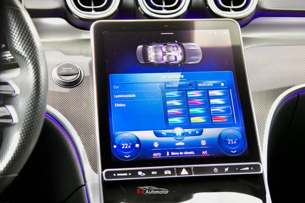 Mercedes-Benz C 300 2022 - 43500 EUR, 65000 km - AUTO.MOTO.pt - 65000km - foto 29 de 47