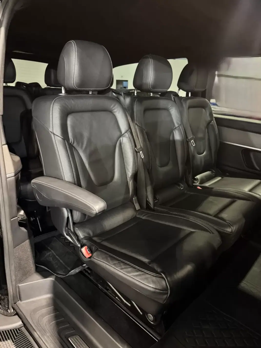 Mercedes-Benz V 250 2019 - 57500 EUR, 110504 km - 110504km - foto 29 de 71