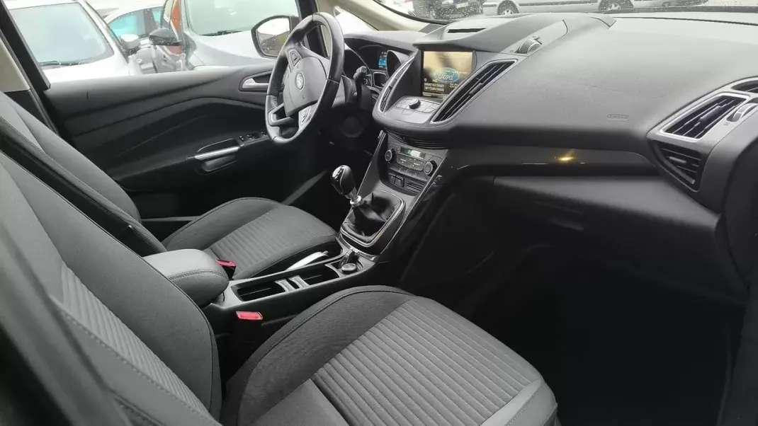 Ford C-Max 2015 - 10700 EUR, 168000 km - AUTO.MOTO.pt - 168000km - foto 2 de 16