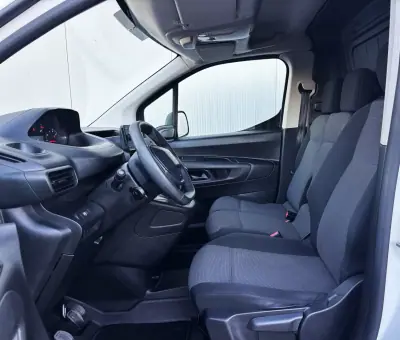 Peugeot PARTNER 1.6 BLUEHDI 3 LUGARES 2019 - 13900 EUR, 97000 km - AUTO.MOTO.pt - 97000km - foto 11 de 34