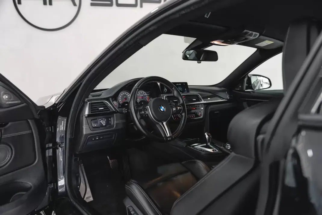 BMW M4 2016 - 59950 EUR, 97204 km - 97204km - foto 28 de 55