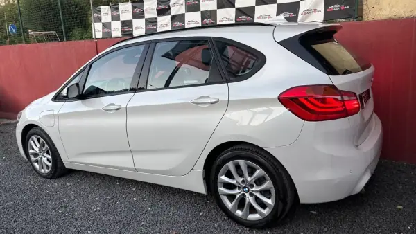 BMW 225xe Active Tourer 2020 - 16900 EUR, 125000 km - AUTO.MOTO.pt - 125000km - foto 4 de 12