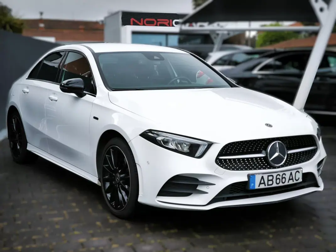 Mercedes-Benz A 250 Limousine 2020 - 25950 EUR, 141000 km - AUTO.MOTO.pt - 141000km - foto 12 de 55