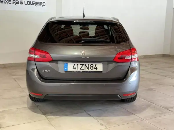 Peugeot 308 SW 2019 - 13000 EUR, 76390 km - AUTO.MOTO.pt - 76390km - foto 6 de 22