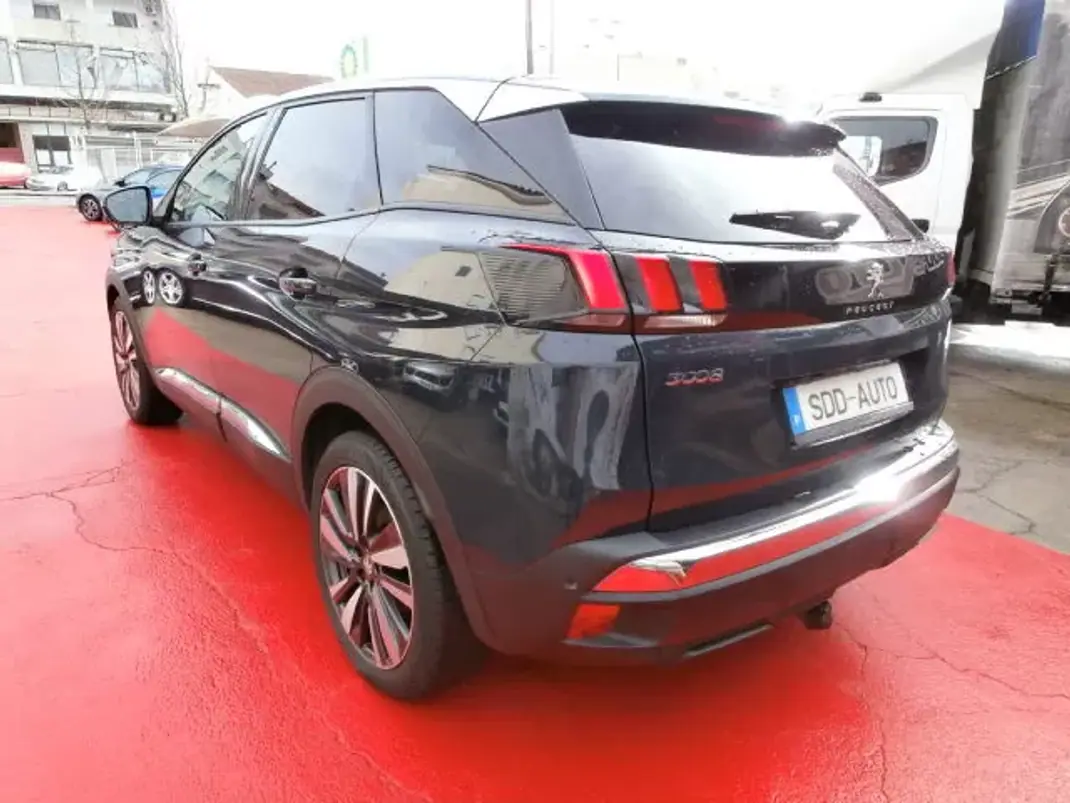 Peugeot 3008 2020 - 22500 EUR, 111358 km - AUTO.MOTO.pt - 111358km - foto 9 de 36