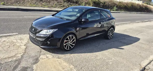 SEAT Ibiza 2011 - 12900 EUR, 126027 km - AUTO.MOTO.pt - 126027km - foto 6 de 39