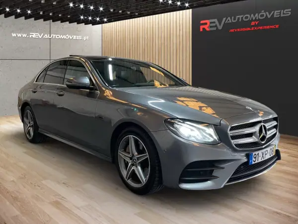 Mercedes-Benz E 300 2019 — foto 2 de 20