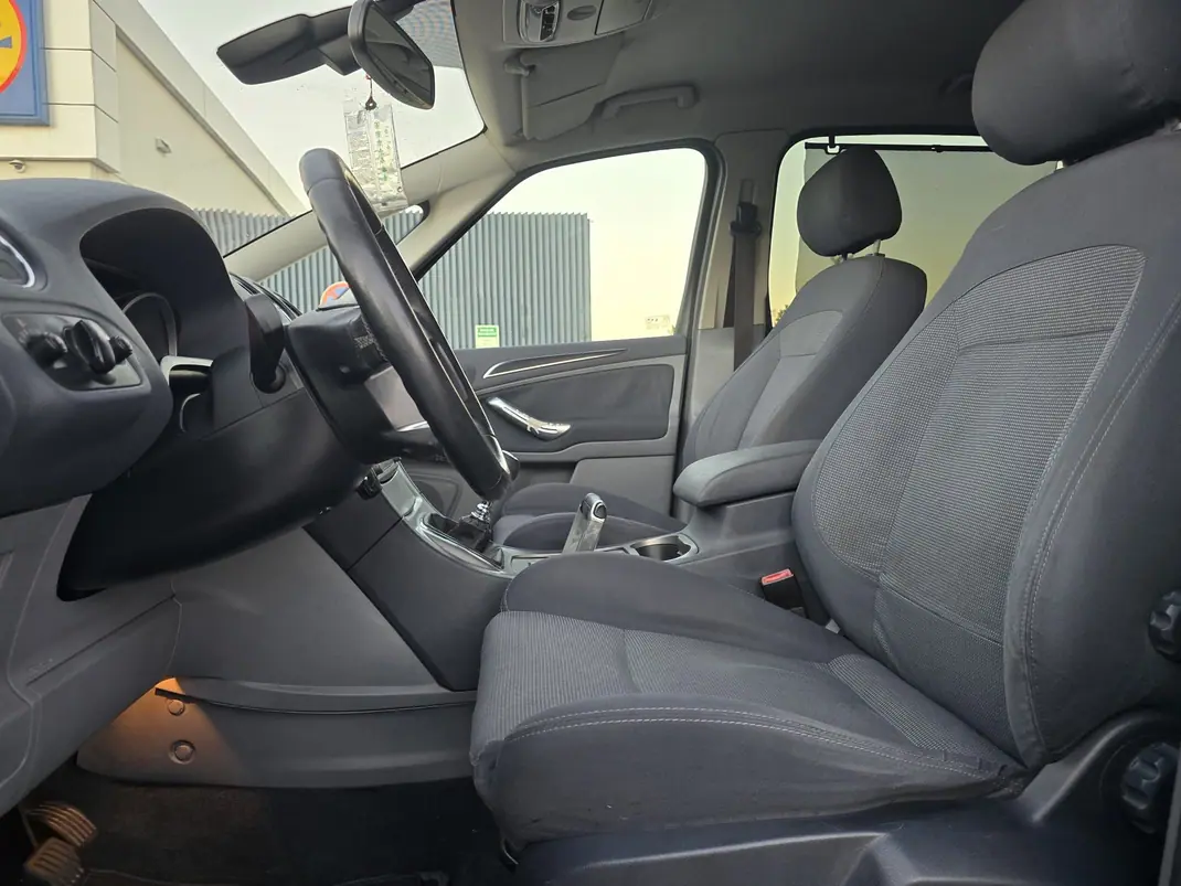 Ford S-Max 2007 - 3999 EUR, 199999 km - 199999km - foto 8 de 12