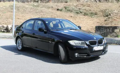 BMW 318 2010 - 10000 EUR, 254000 km - 254000km - foto 4 de 35