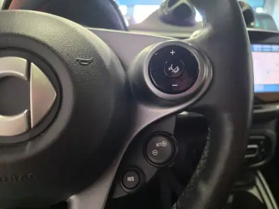 Smart ForTwo Coupé 2018 - 11280 EUR, 51580 km - 51580km - foto 22 de 29