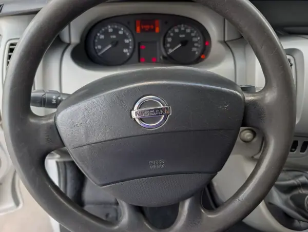 Nissan Primastar 2008 - 4900 EUR, 500000 km - AUTO.MOTO.pt - 500000km - foto 15 de 18