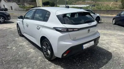 Peugeot 308 2025 - 23900 EUR, 26000 km - AUTO.MOTO.pt - 26000km - foto 6 de 18