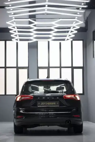 Ford Focus 2021 - 13850 EUR, 196506 km - AUTO.MOTO.pt - 196506km - foto 37 de 42