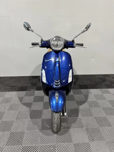Vespa Primavera 2021 - 2950 EUR, 13600 km - foto 2 de 20