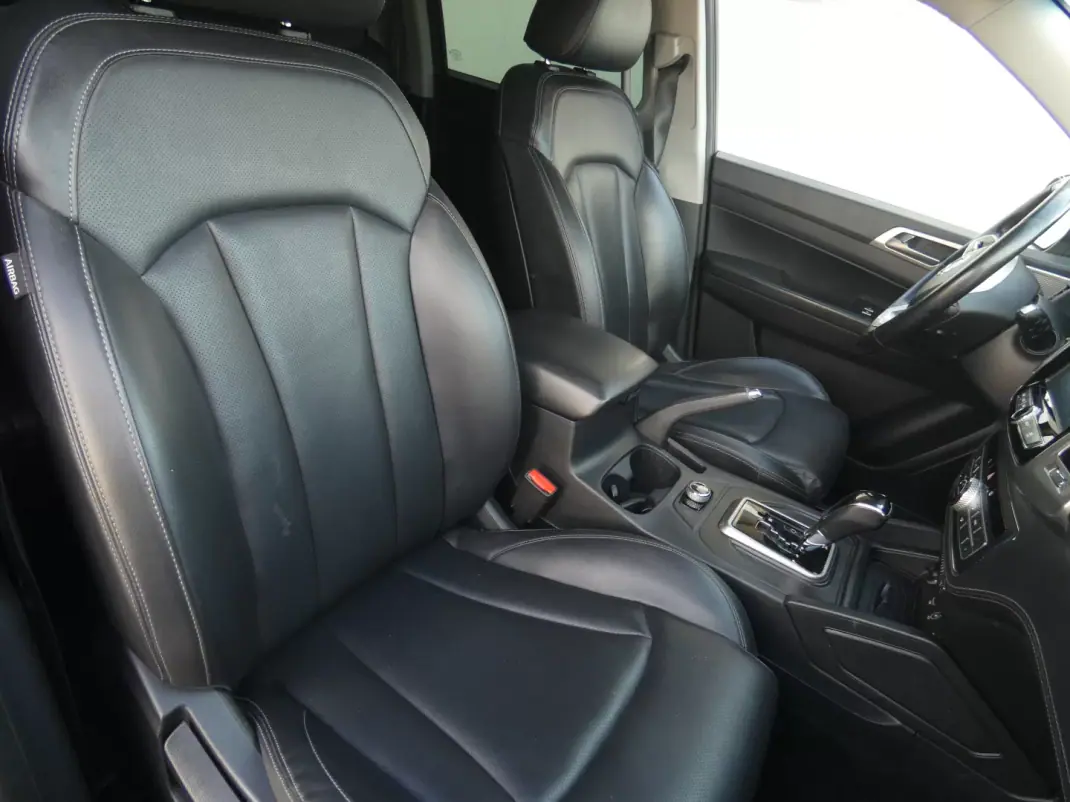 SsangYong Musso 2018 - 27500 EUR, 132000 km - AUTO.MOTO.pt - 132000km - foto 24 de 50