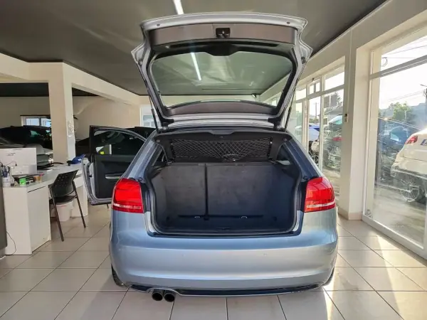 Audi A3 2010 - 10350 EUR, 259000 km - AUTO.MOTO.pt - 259000km - foto 15 de 31