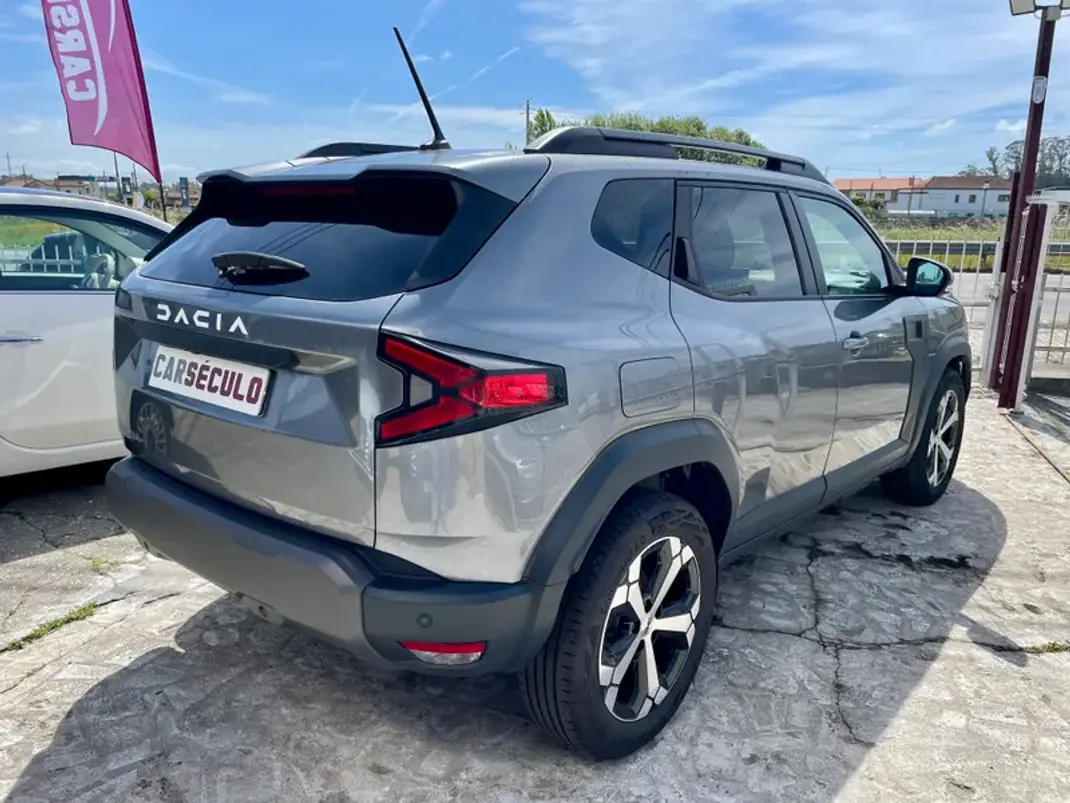 Dacia Duster 2025 - 22950 EUR, 5145 km - AUTO.MOTO.pt - 5145km - foto 7 de 40