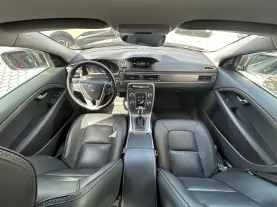 Volvo XC 70 2015 - 14990 EUR, 215301 km - AUTO.MOTO.pt - 215301km - foto 14 de 19