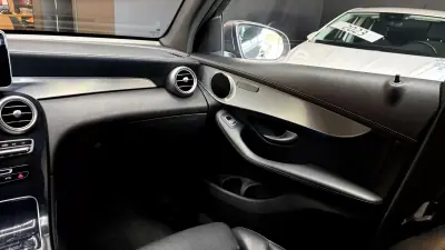 Mercedes-Benz GLC 250 2018 - 29990 EUR, 172000 km - 172000km - foto 37 de 56
