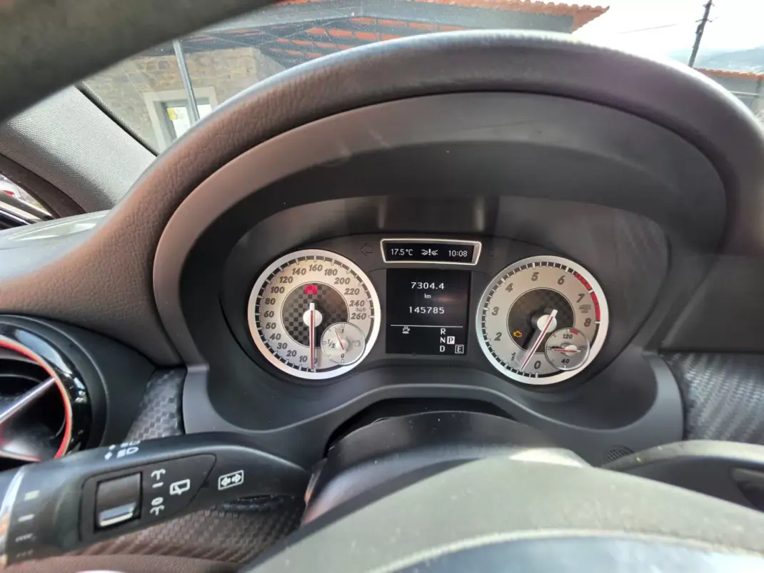 Mercedes-Benz A 250 2013 - 16950 EUR, 145000 km - AUTO.MOTO.pt - 145000km - foto 5 de 5