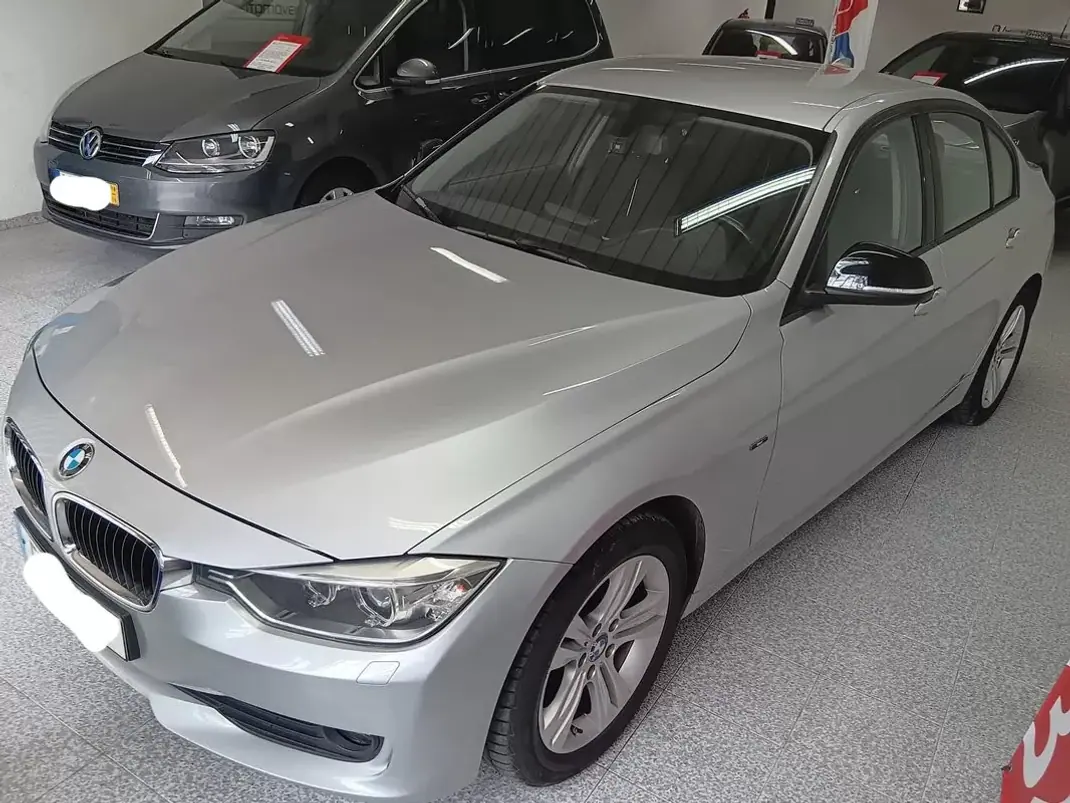 BMW 320 2014 - 14950 EUR, 265000 km - 265000km - foto 4 de 20
