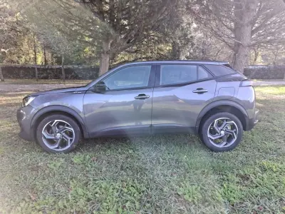 Peugeot 2008 2023 - 19500 EUR, 16000 km - AUTO.MOTO.pt - 16000km - foto 8 de 35