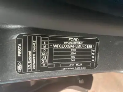 Ford Fiesta 2021 - 13999 EUR, 80000 km - AUTO.MOTO.pt - 80000km - foto 46 de 46