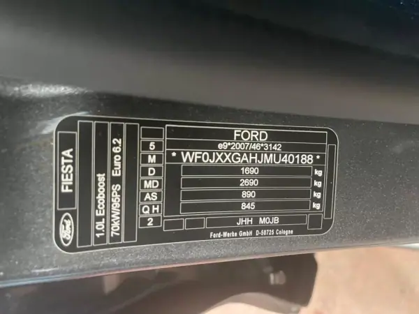 Ford Fiesta 2021 - 13999 EUR, 80000 km - AUTO.MOTO.pt - 80000km - foto 46 de 46