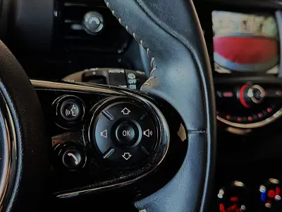 MINI Clubman 2019 - 18500 EUR, 43000 km - AUTO.MOTO.pt - 43000km - foto 24 de 35