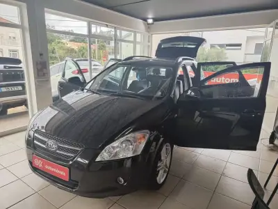 Kia Ceed SW 2007 - 4150 EUR, 296000 km - AUTO.MOTO.pt - 296000km - foto 18 de 33