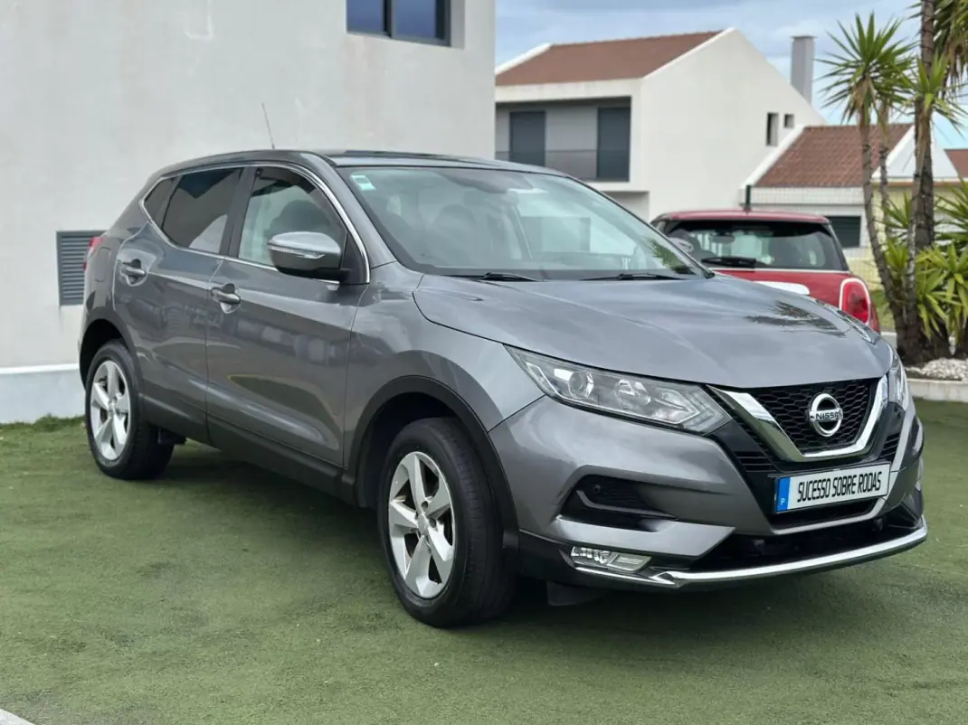 Nissan Qashqai 2018 - 20490 EUR, 79422 km - 79422km - foto 7 de 16