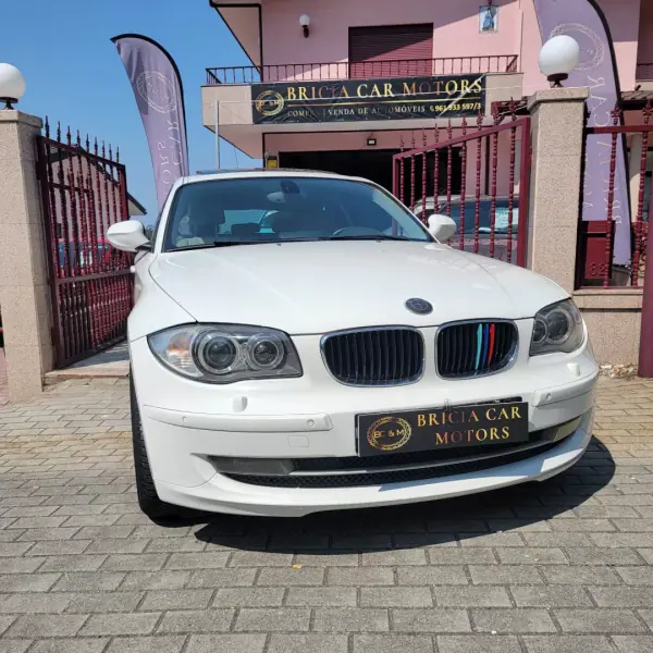 BMW 116 2010 - 8490 EUR, 190000 km - AUTO.MOTO.pt - 190000km - foto 5 de 26