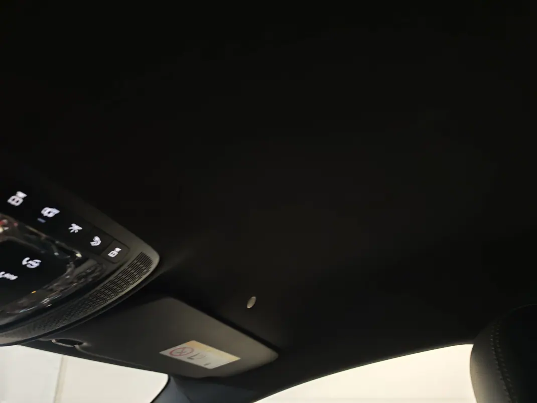 Mercedes-Benz A 180 Limousine 2020 - 21500 EUR, 88000 km - AUTO.MOTO.pt - 88000km - foto 14 de 14