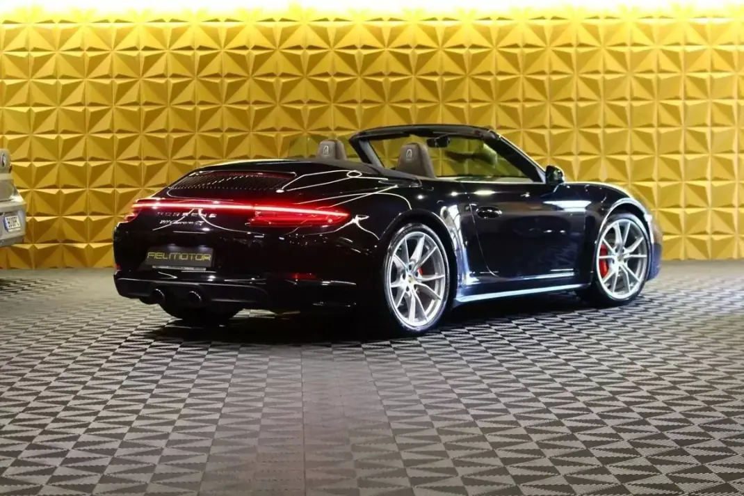 Porsche 911 2017 - 119000 EUR, 75000 km - 75000km - foto 4 de 40
