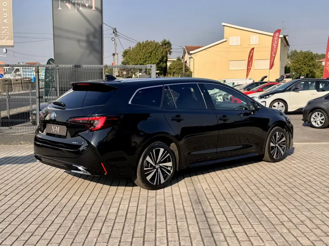 Toyota Corolla Touring Sports 2025 - 34990 EUR, 11000 km - 11000km - foto 2 de 20