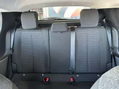 Peugeot 208 2023 - 16900 EUR, 27566 km - AUTO.MOTO.pt - 27566km - foto 32 de 36