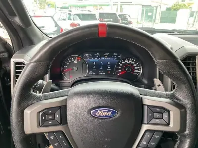 Ford F-150 2017 - 79800 EUR, 121888 km - AUTO.MOTO.pt - 121888km - foto 5 de 23