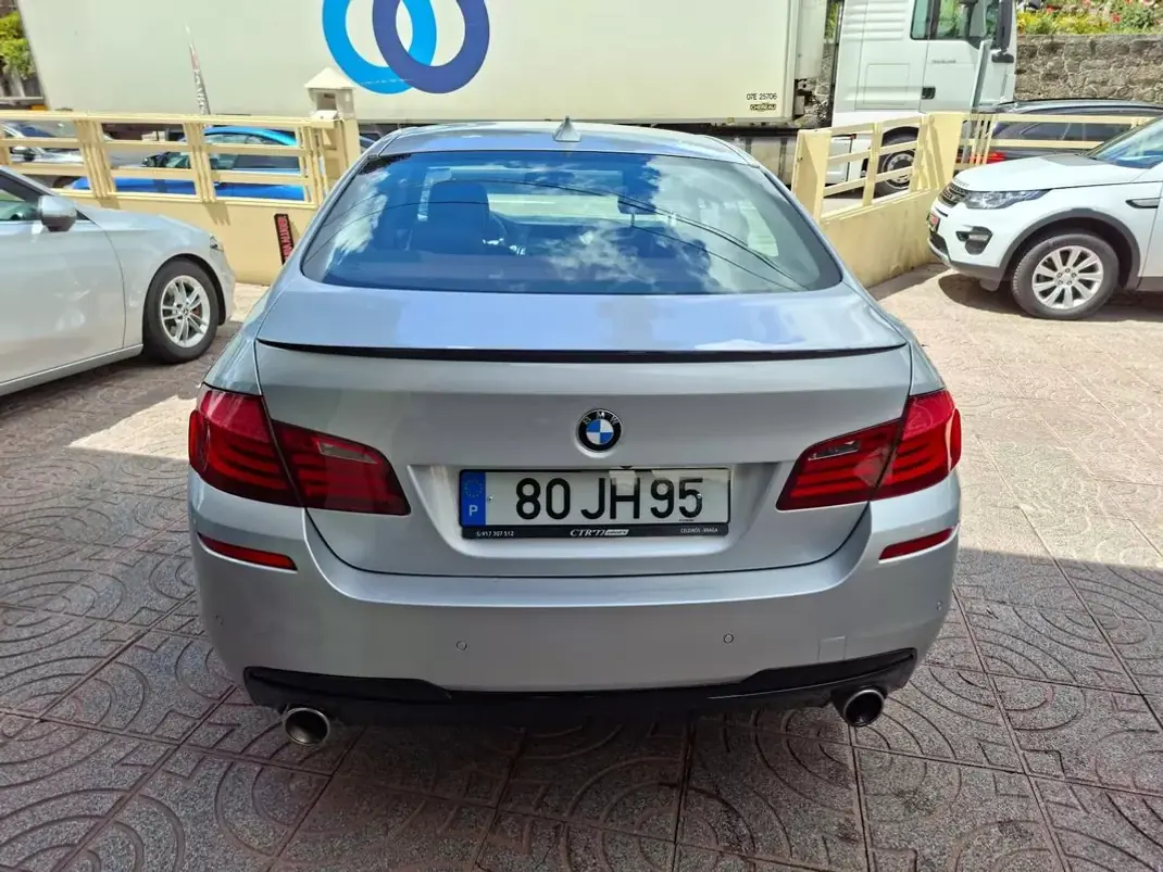 BMW 530e 2010 - 13500 EUR, 335567 km - AUTO.MOTO.pt - 335567km - foto 9 de 27